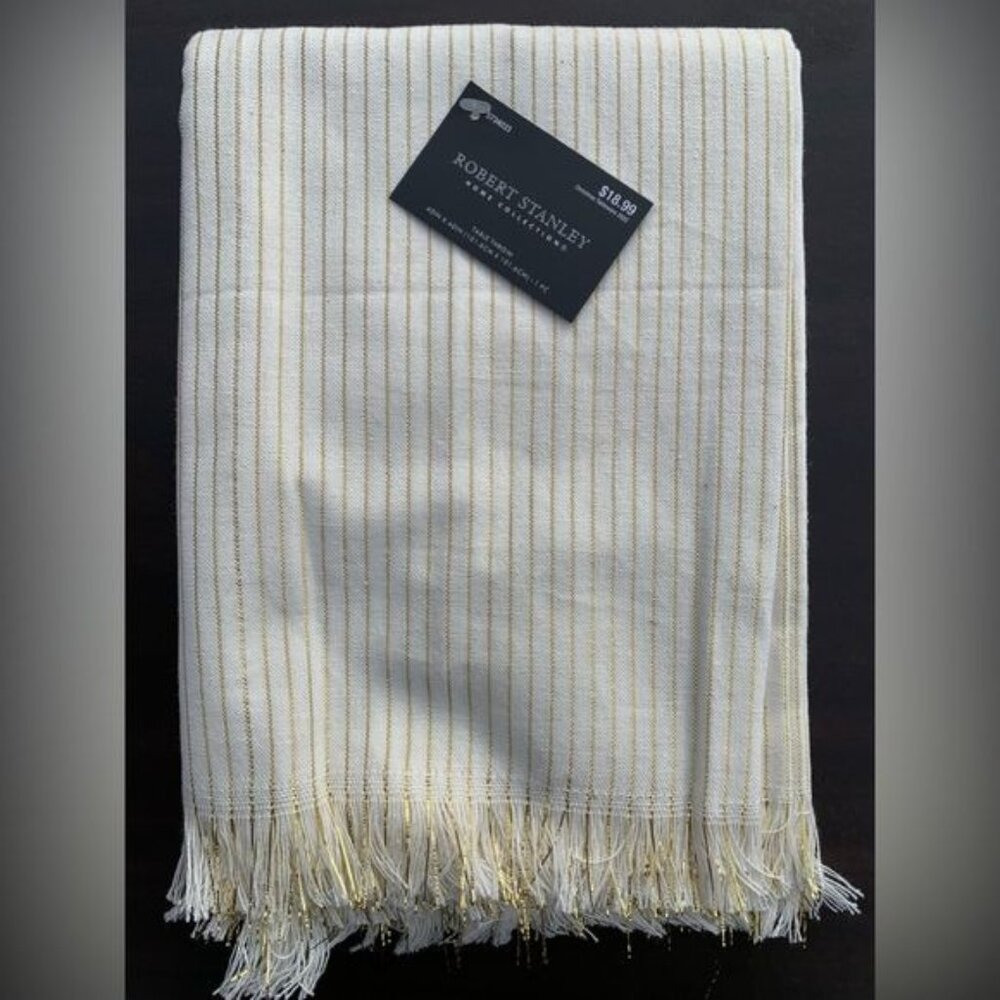 NWT Robert Stanley White And Metallic Gold Table Throw Home Decor Christmas Y2K